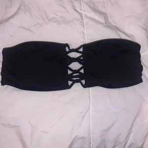 Black sleeveless bikini top